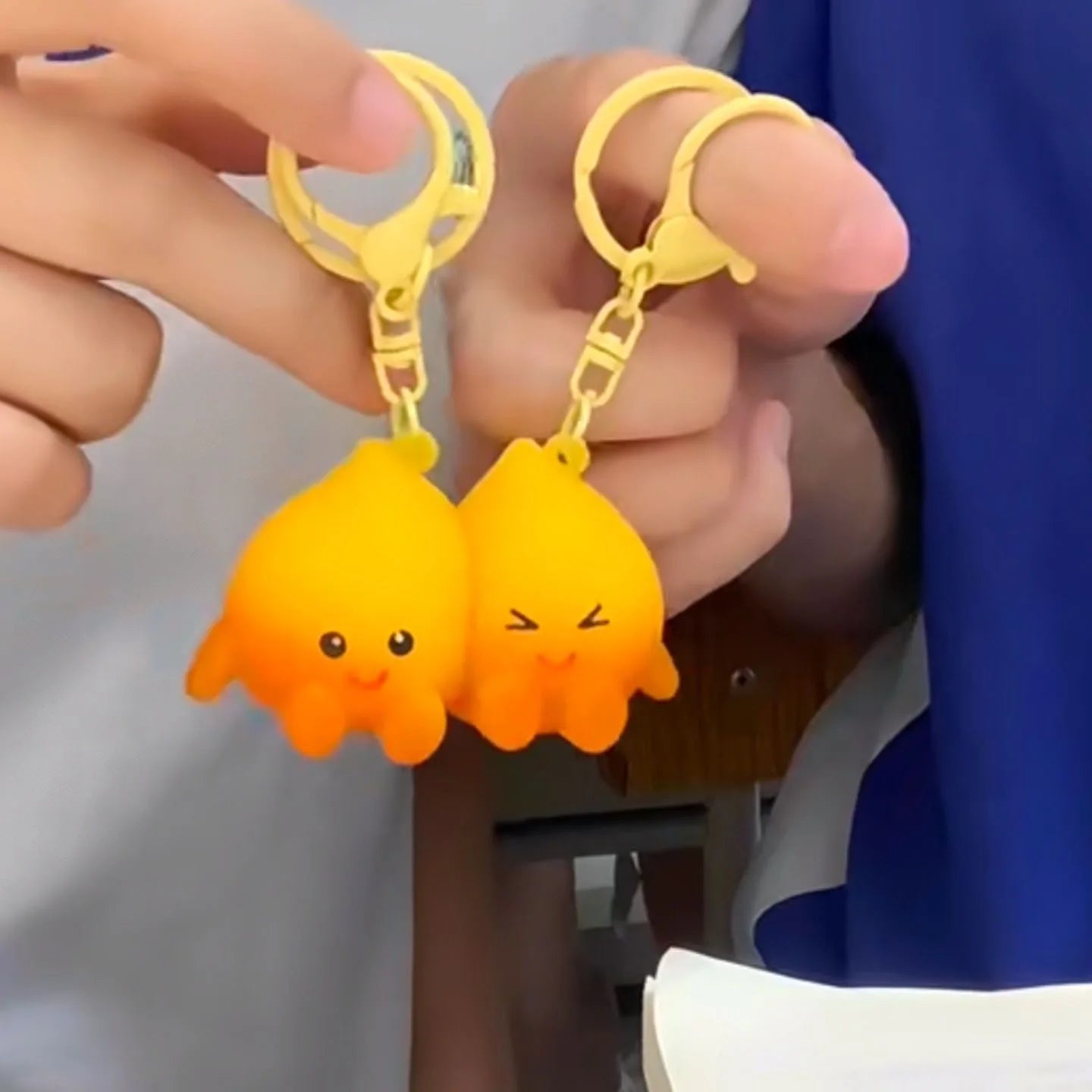 1Pair Magnetic Couple Key Holder Keychian