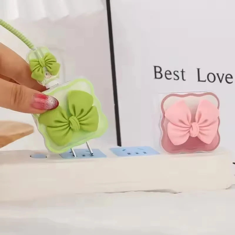 Cute Soft Silicone Charger Protector Cable Organiser For iPhone 17 16 15 14 13 18W 20W US Charging Protection Cover Cable Winder